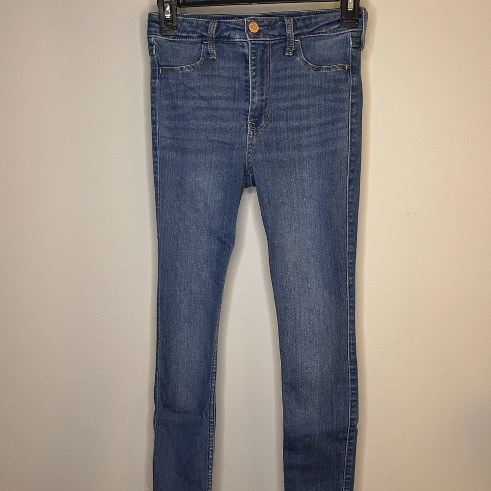 Hollister High-Rise Medium Super Skinny Jeans Frey Hem